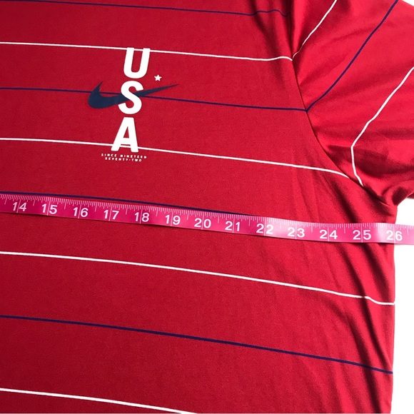 The Nike Tee Men's color Red Striped Short Sleeve T-Shirt Sz XXL Pullover - Picture 7 of 11